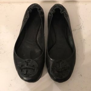 Black pebbled leather Tory Burch flats